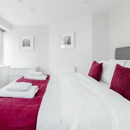 Roomspace Serviced Apartments- Walpole Court Ealing Exterior foto
