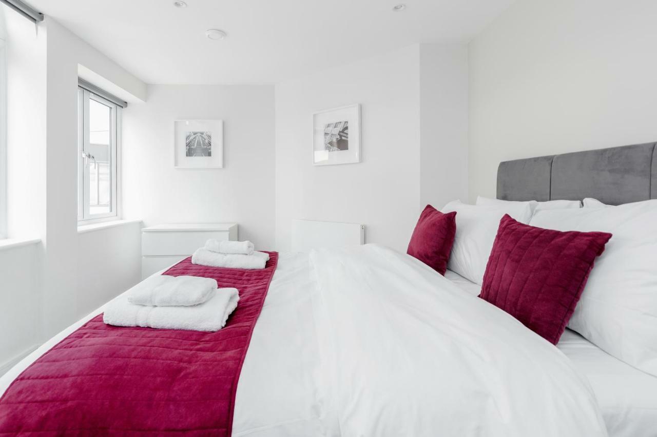 Roomspace Serviced Apartments- Walpole Court Ealing Exterior foto